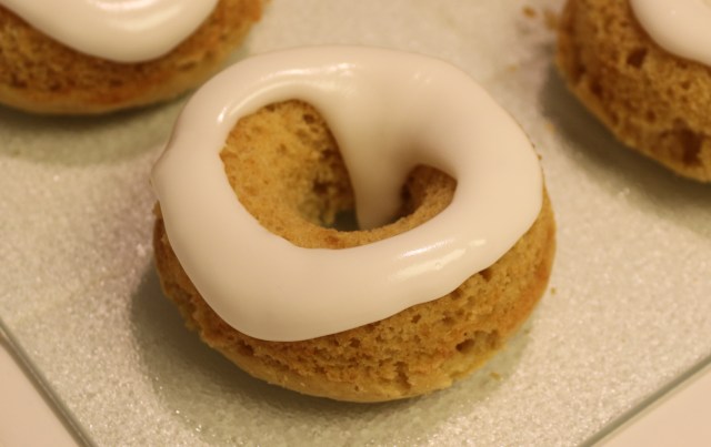 Lemon and Ginger Baked Doughnuts