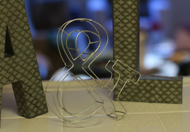 DIY Wire Ampersand