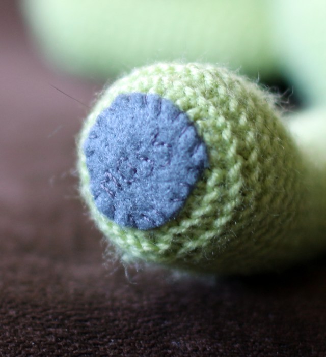 Rabbit with Blanket Stitch Detail: Feet