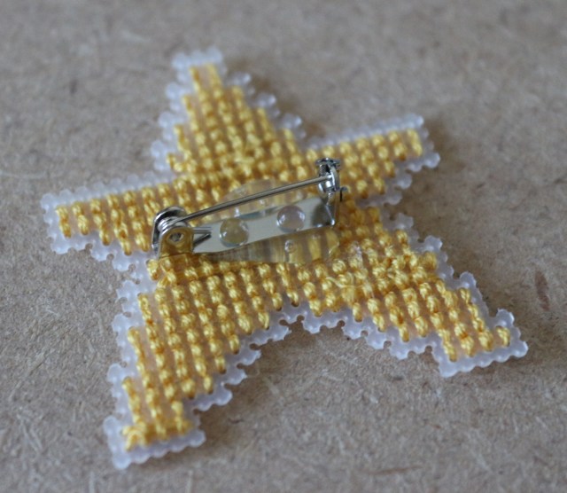 Gold Star Badge (Reverse)